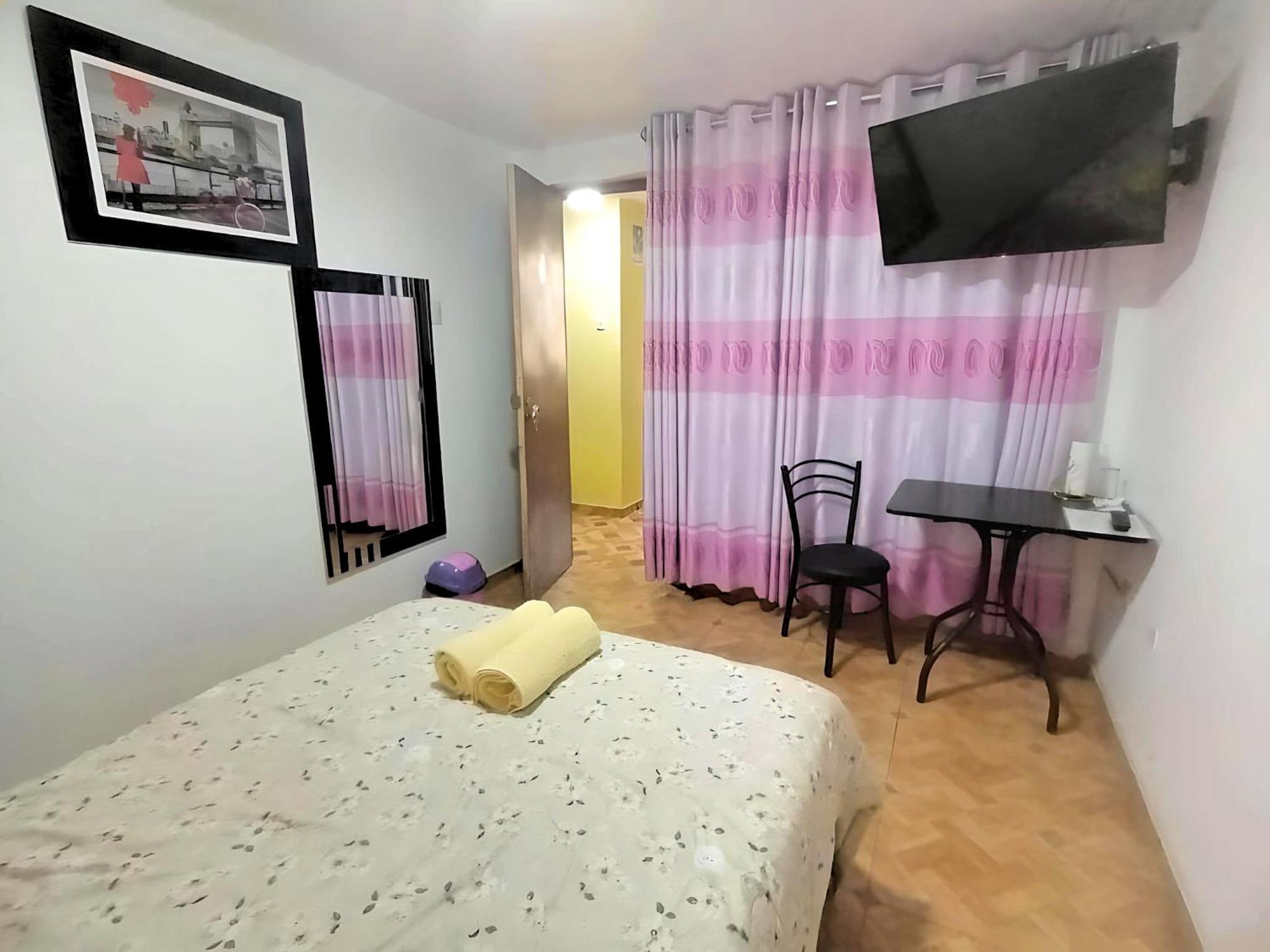 Close To Airport - Free One Time Pickup - A Y J Familia Apartment Lima